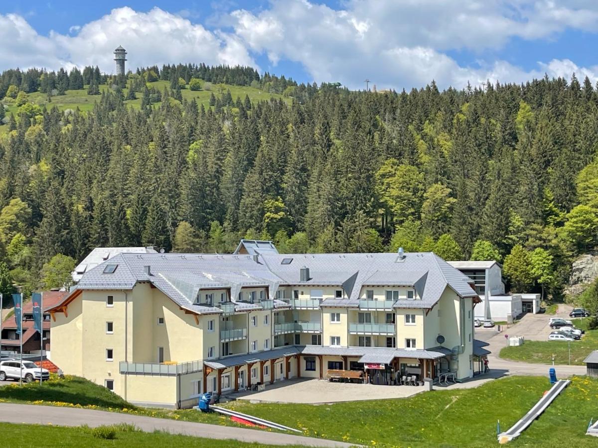 Neue Ferienwohnung Mit Whirlpool Und Sauna In Der Residenz Grafenmatt Inklusive Hochschwarzwaldcard Feldberg  Buitenkant foto